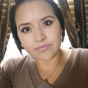 Meet your Posher, Lilly